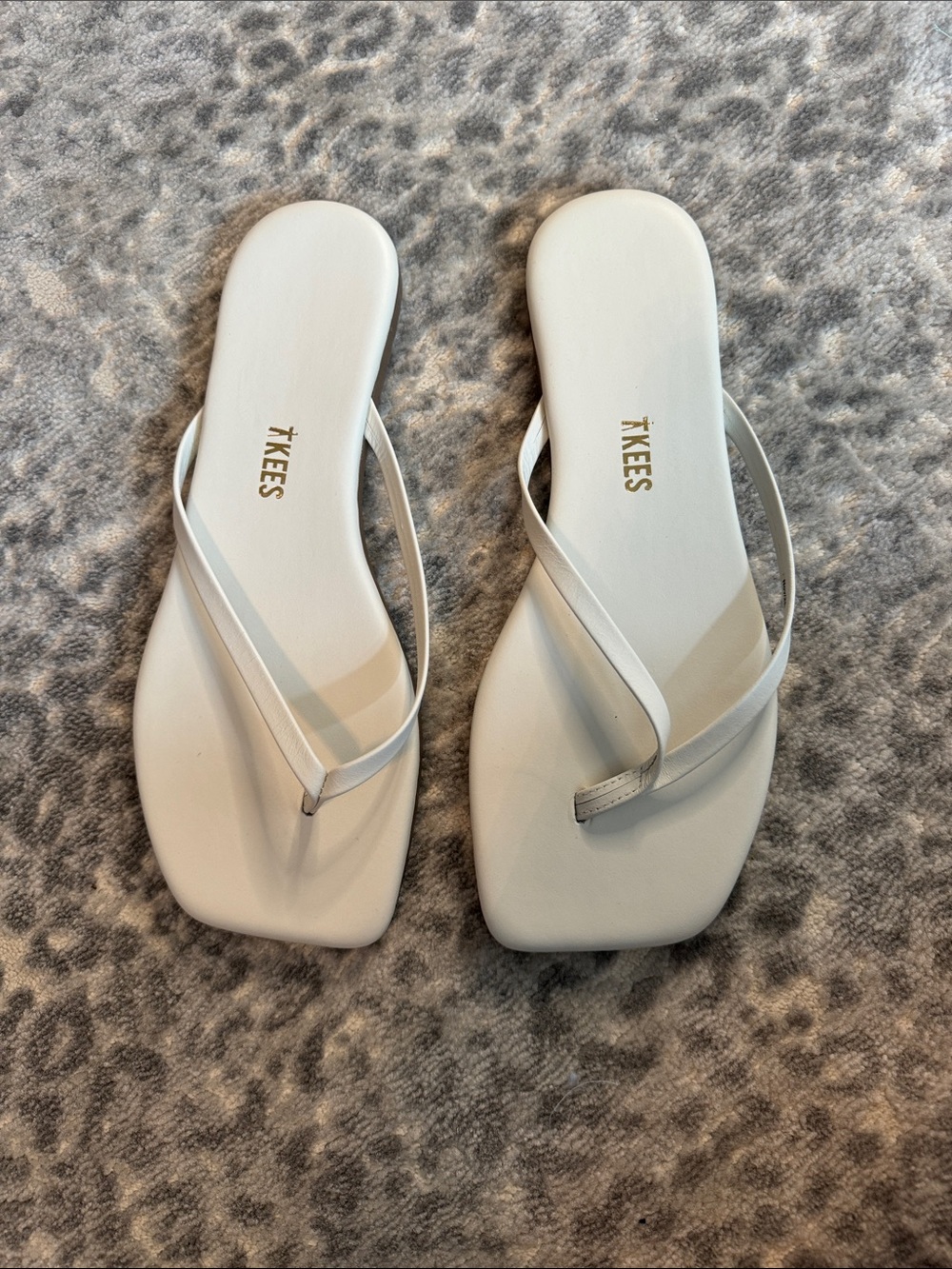 TKEES White Minimal Square-Toe Thong Sandals